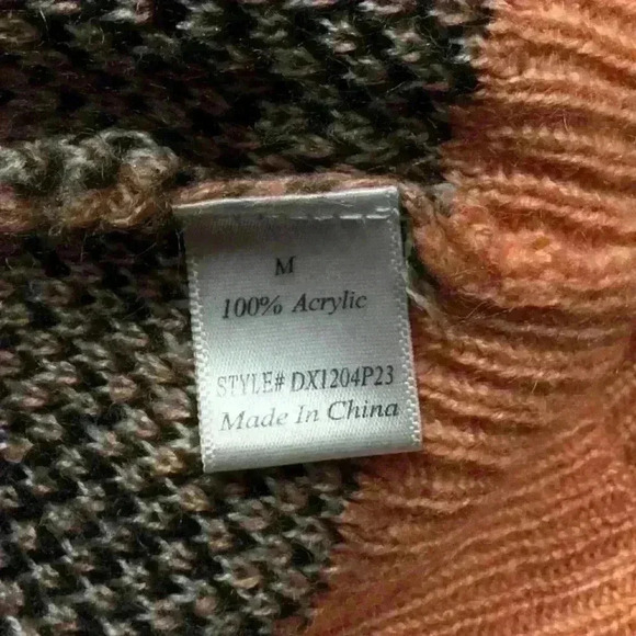 Pink Lily leopard print knitted sweater coral color women’s size Medium - Picture 7 of 7